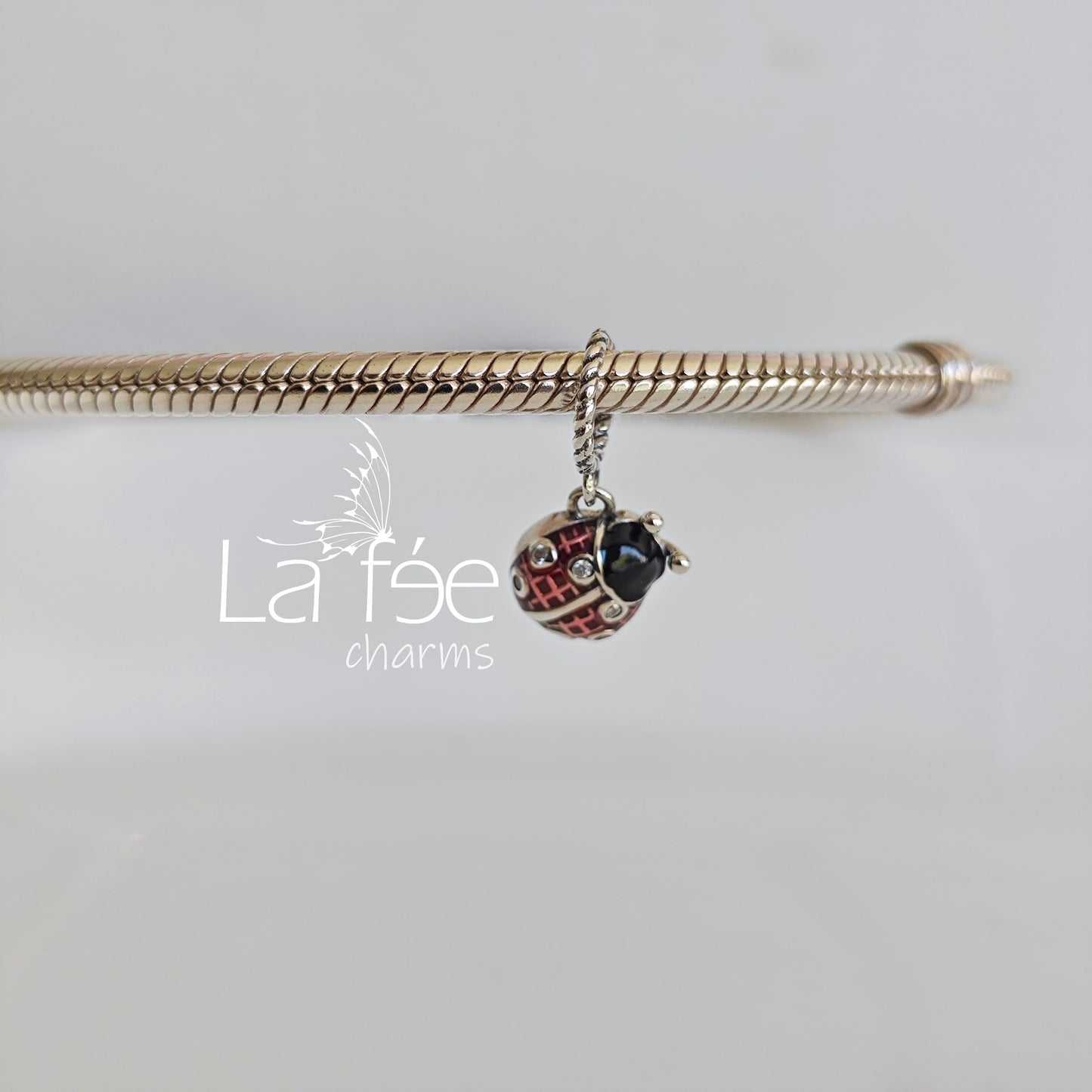 Charm Chinita Roja colgante