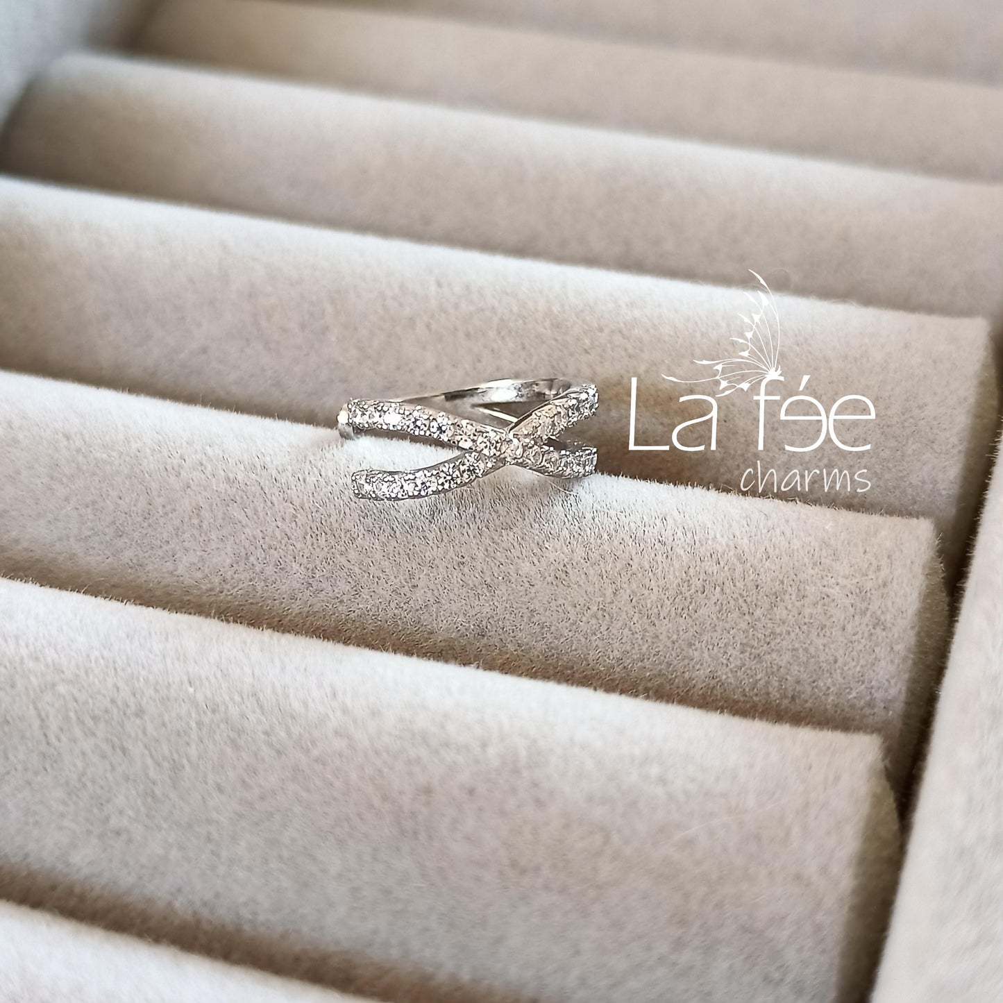 Aros "Ear Cuff" Cruzado