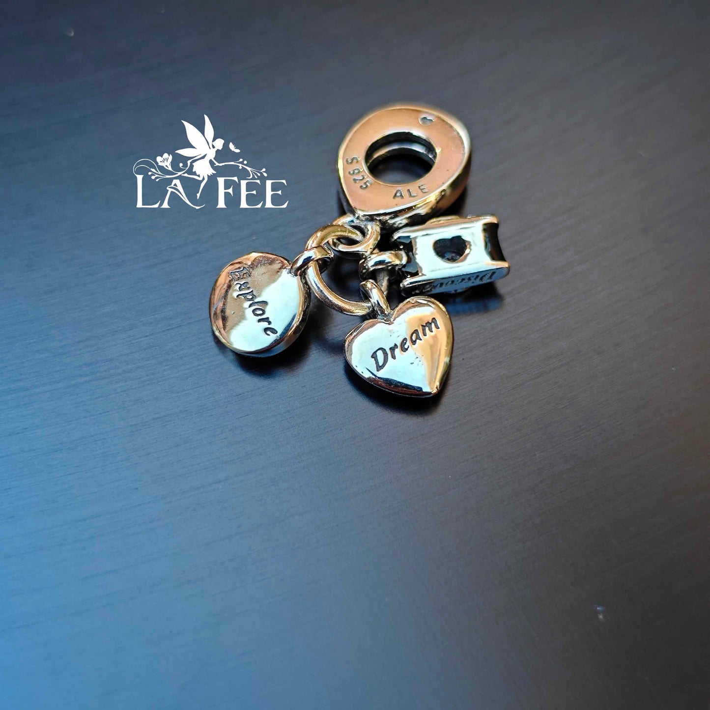 Charm Viajero