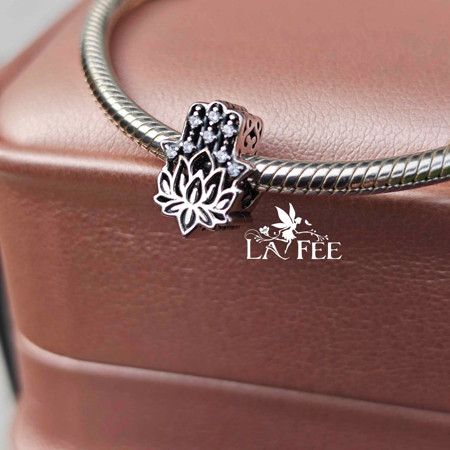 Charm Mano de Fátima Flor de Loto