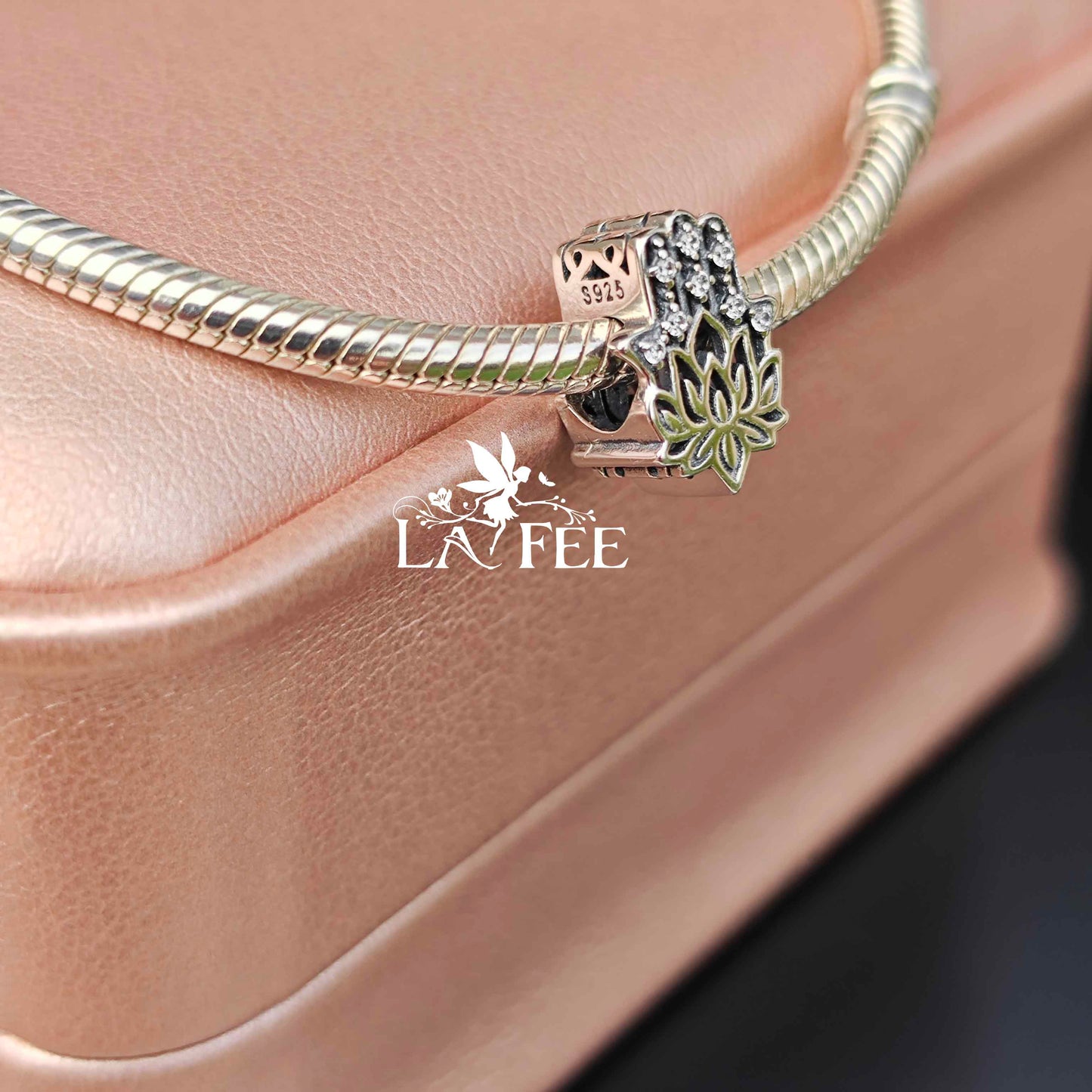 Charm Mano de Fátima Flor de Loto