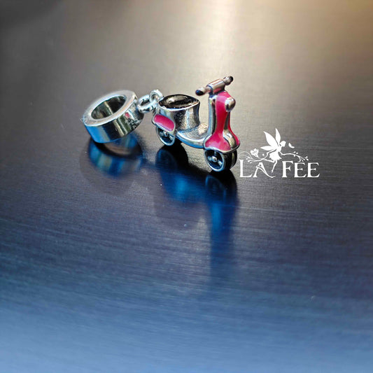 Charm Moto Vespa Barbie