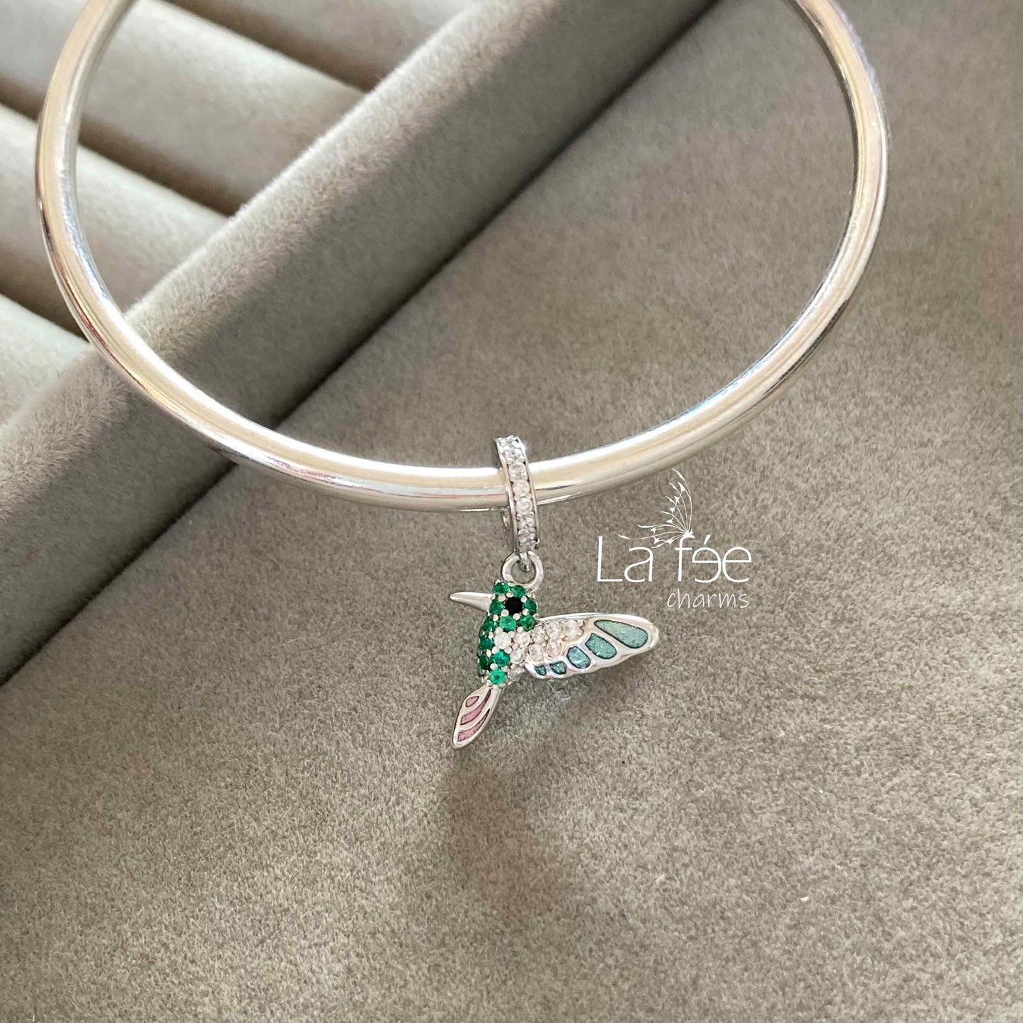 Charm Colibrí Zircones