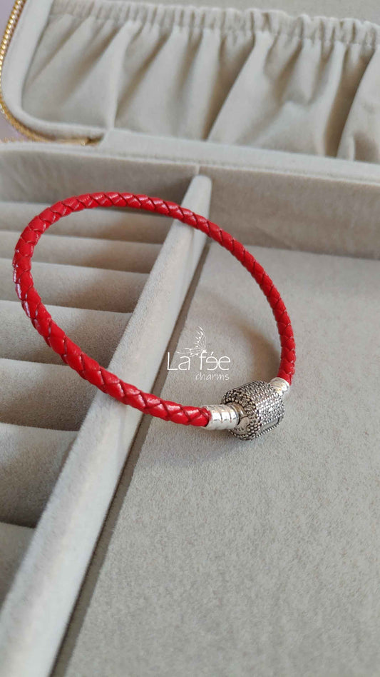 Pulsera Roja de Cuero(S) Simple con Broche Barril