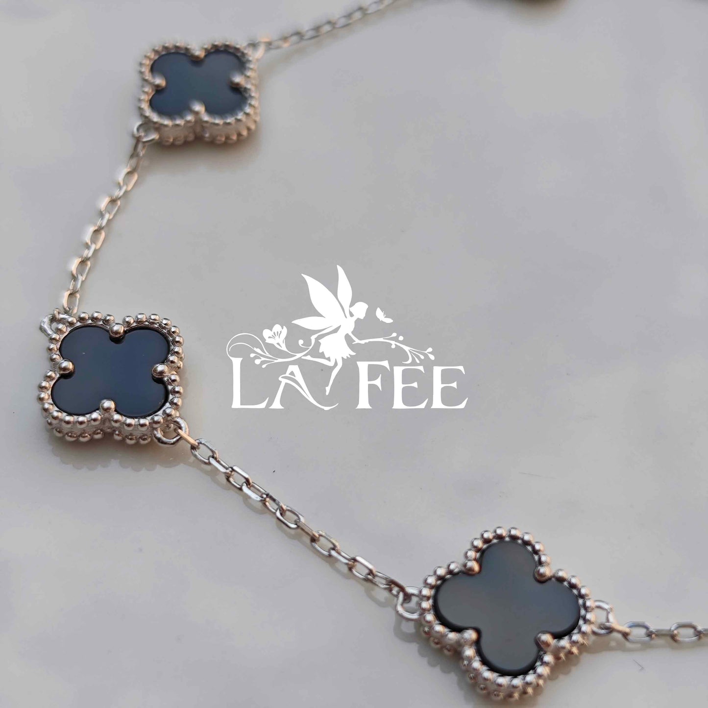 Pulsera Tréboles Negros
