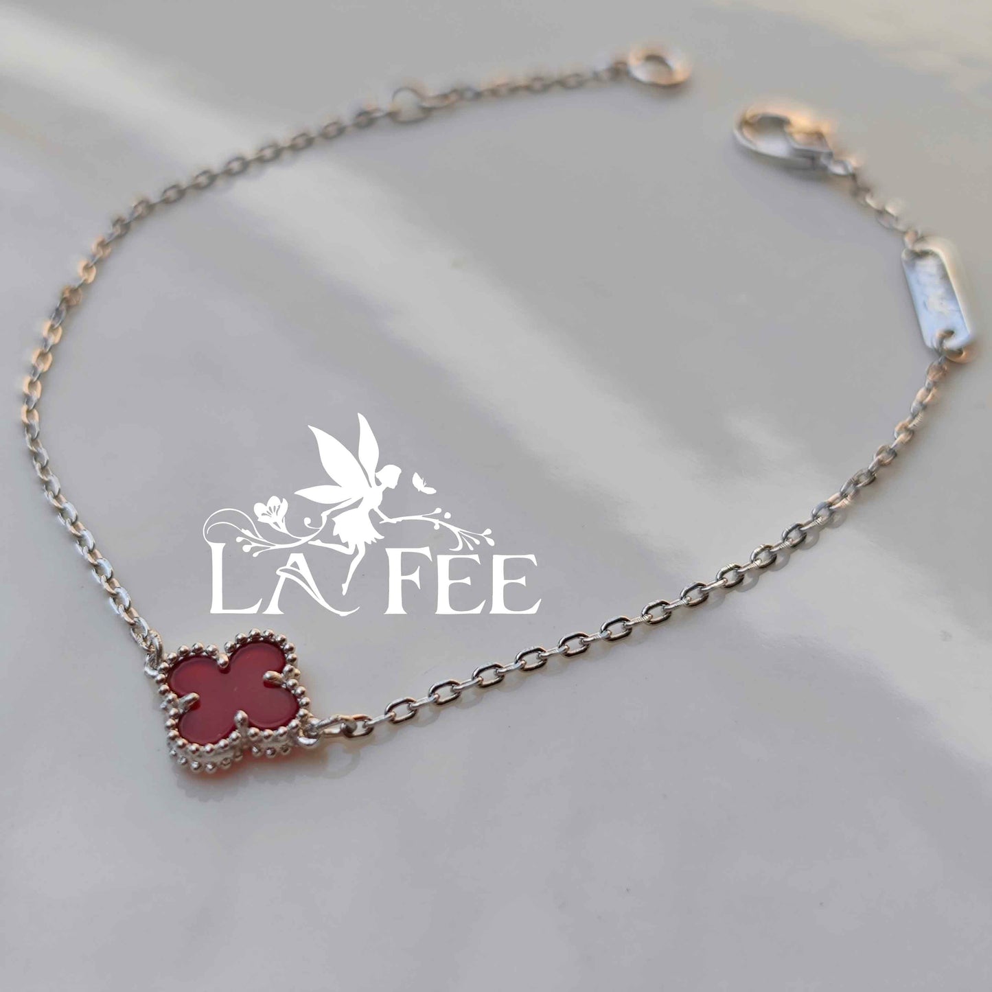 Pulsera Simple Trébol Rojo
