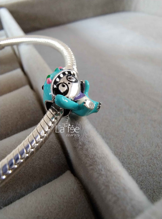 Charm Osito Panda con Pijamas