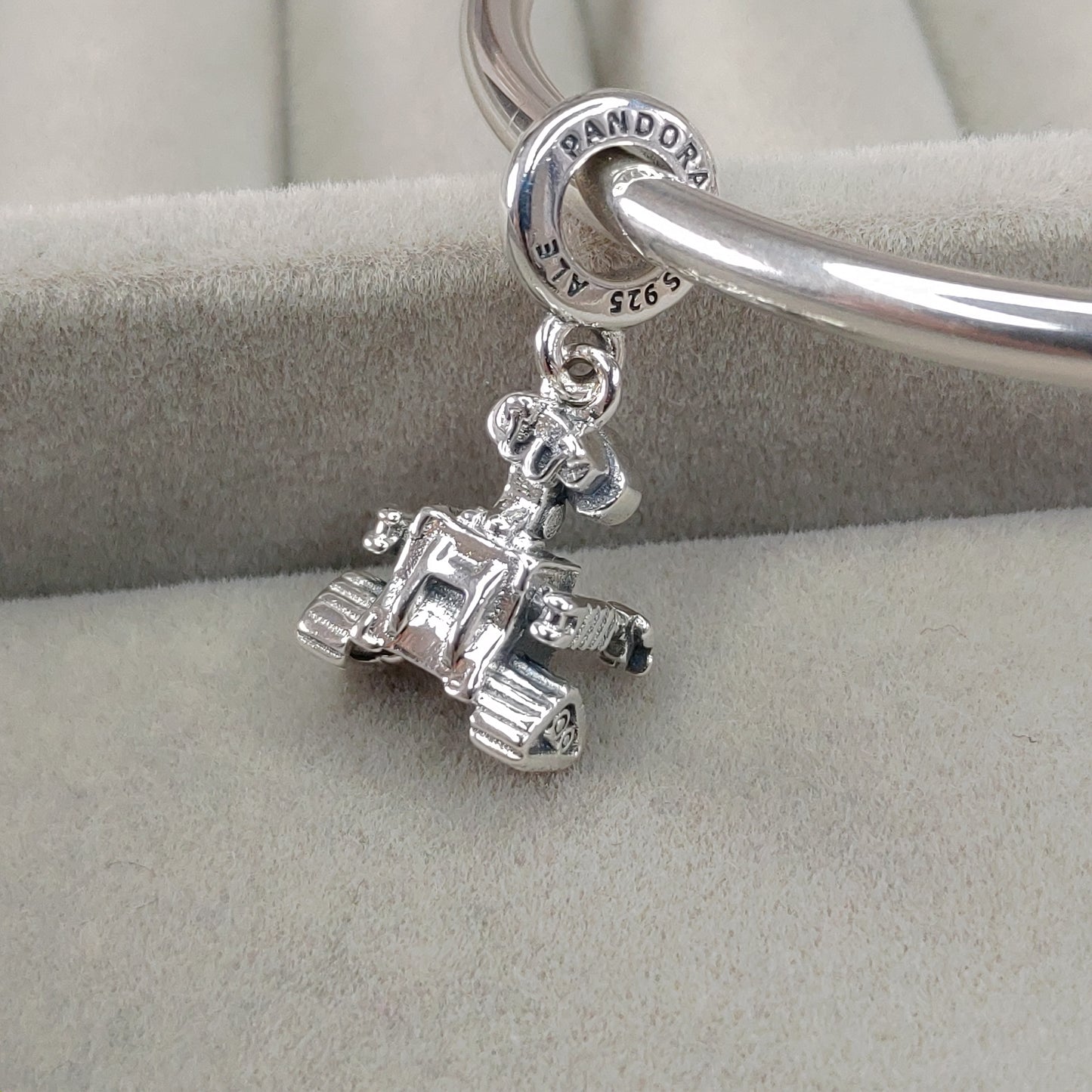Charm Wall-e