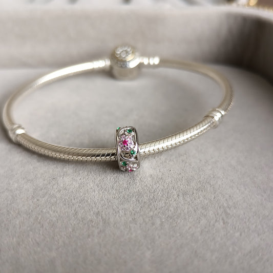 Charm Separador Flores con Zircones