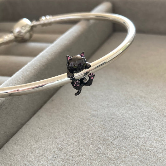 Charm Gatito Negro