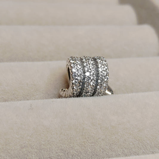 Charm Serpiente2 con Zircones