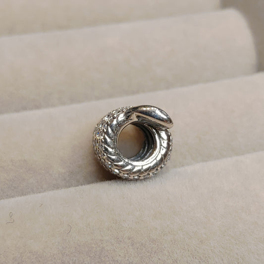 Charm Serpiente2 con Zircones