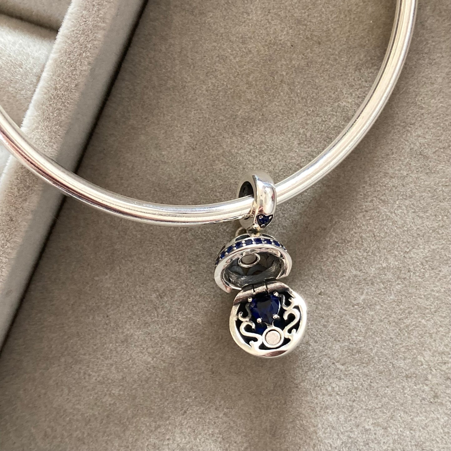 Charm Esfera Bola Mística Corazón