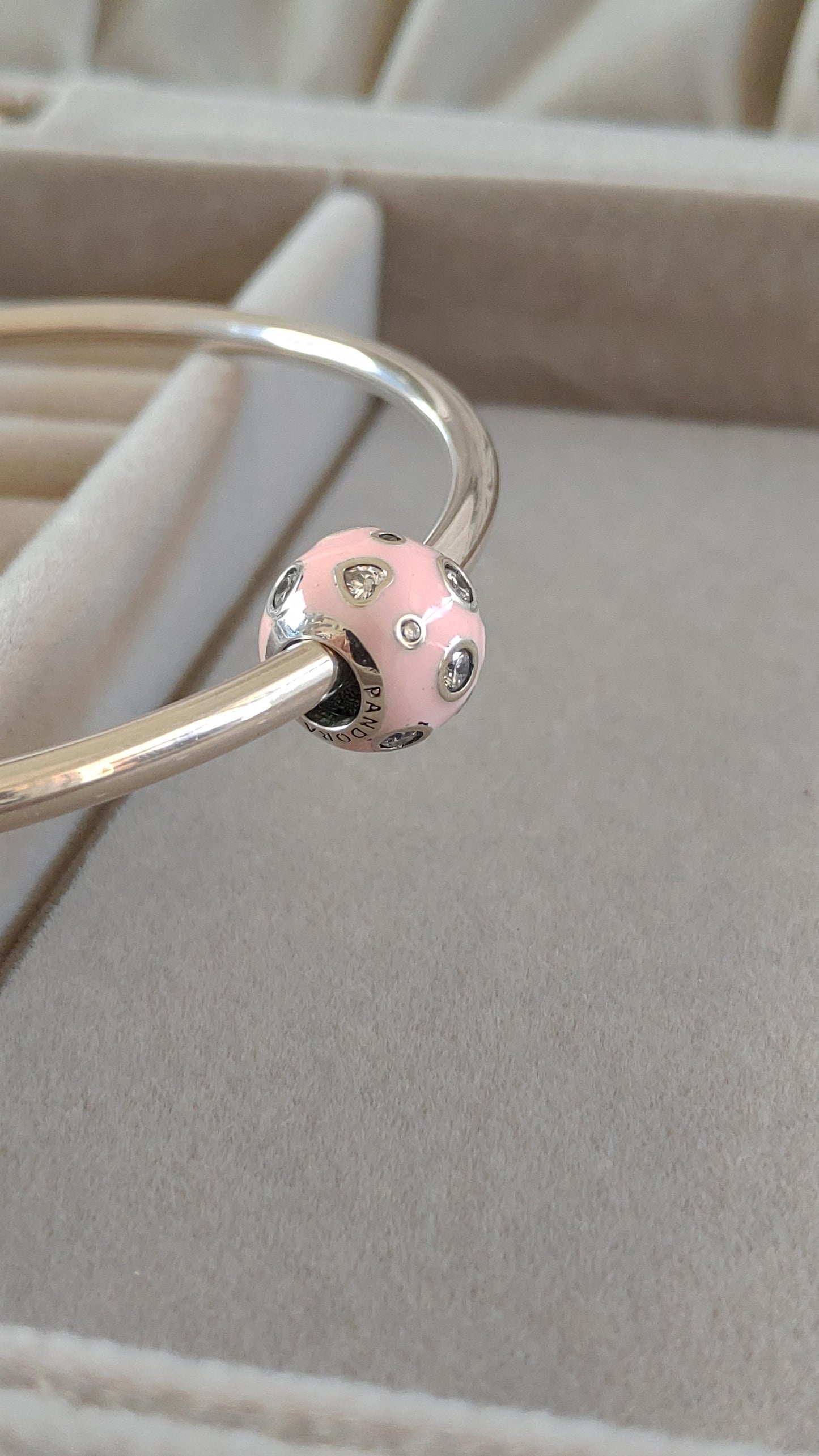 Charm Esfera Rosa con Zircones
