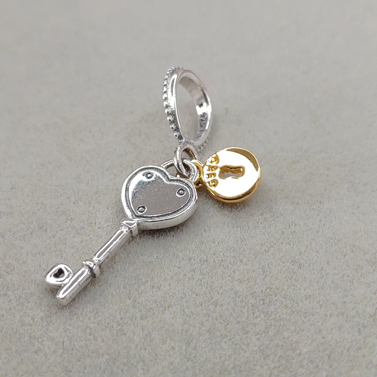 Charm Colgante Llave