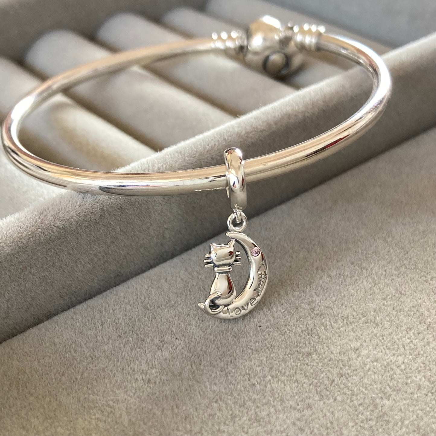 Charm Gatito y Luna con Zircón