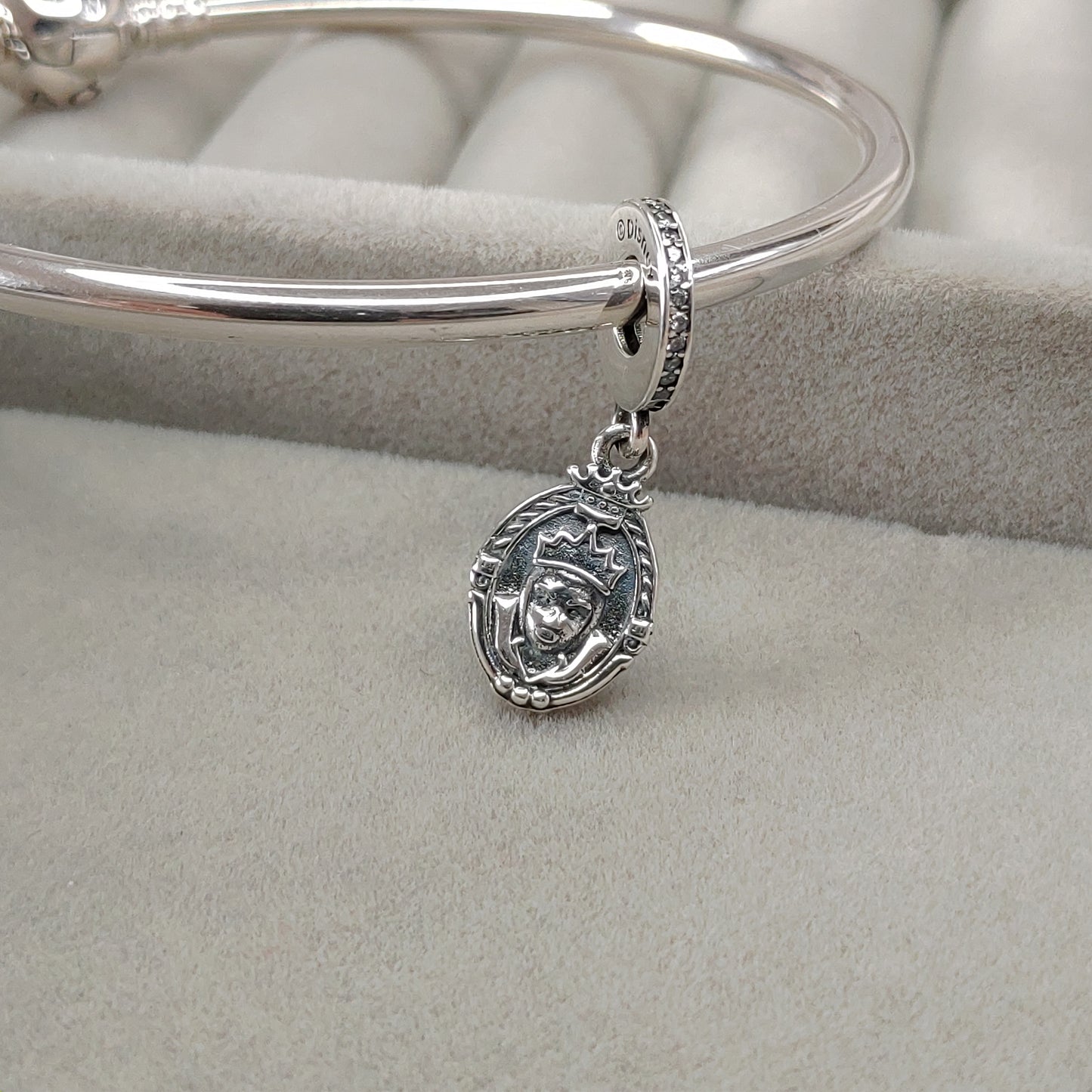 Charm Colgante Espejo Mágico De Blanca Nieves