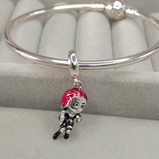 Charm Viuda Negra
