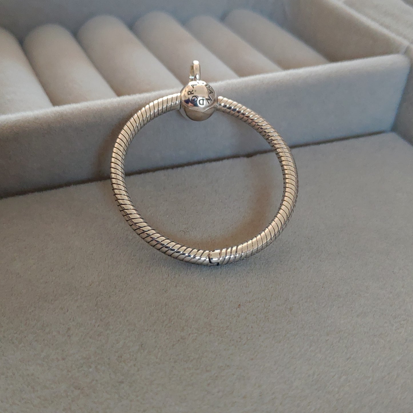 Colgante "O" de Plata - Tamaño M