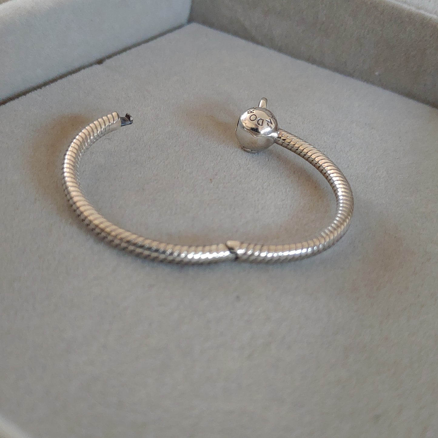 Colgante "O" de Plata - Tamaño M