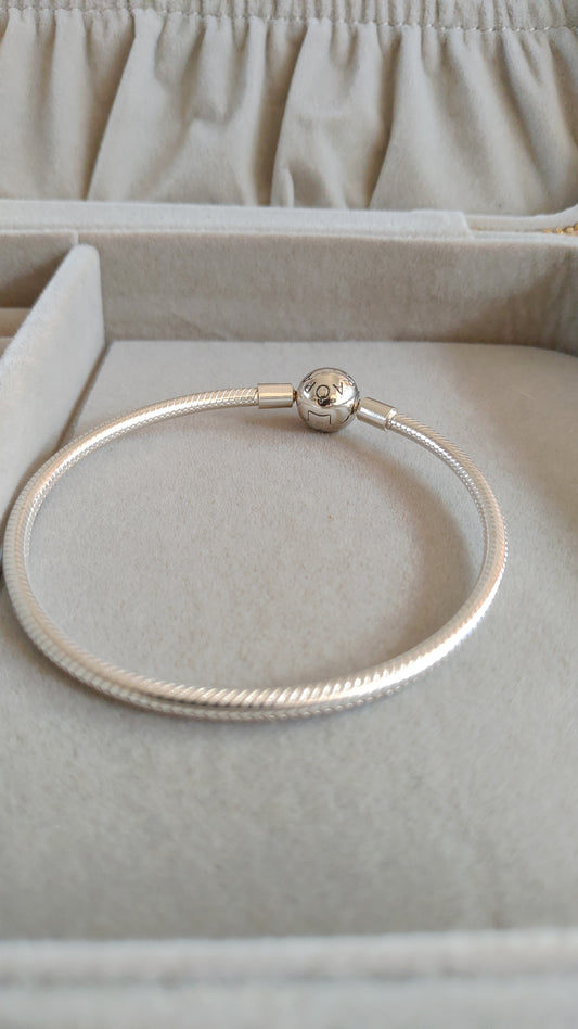 Pulsera Serpiente con Broche Esférico Liso