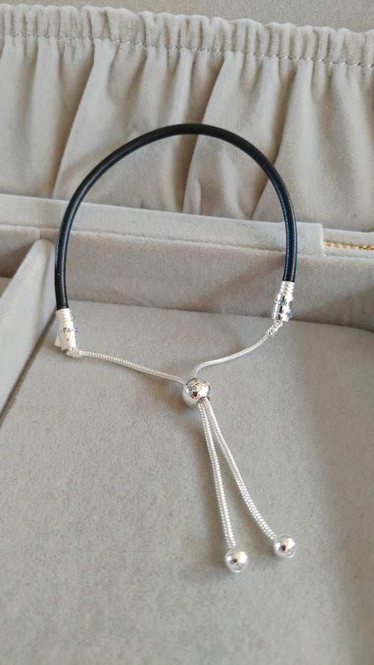 Pulsera Negra de Cuero (S) con Cierre Deslizante