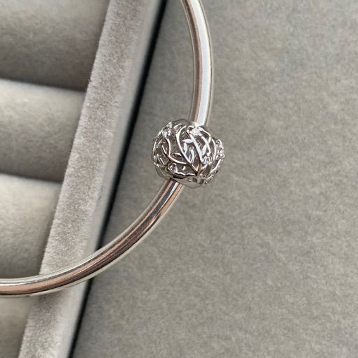 Charm Esfera Plateada con Zircones