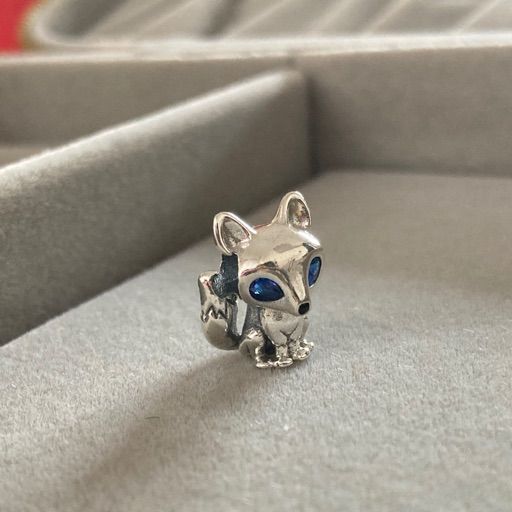 Charm Zorro Plata Ojos Azules