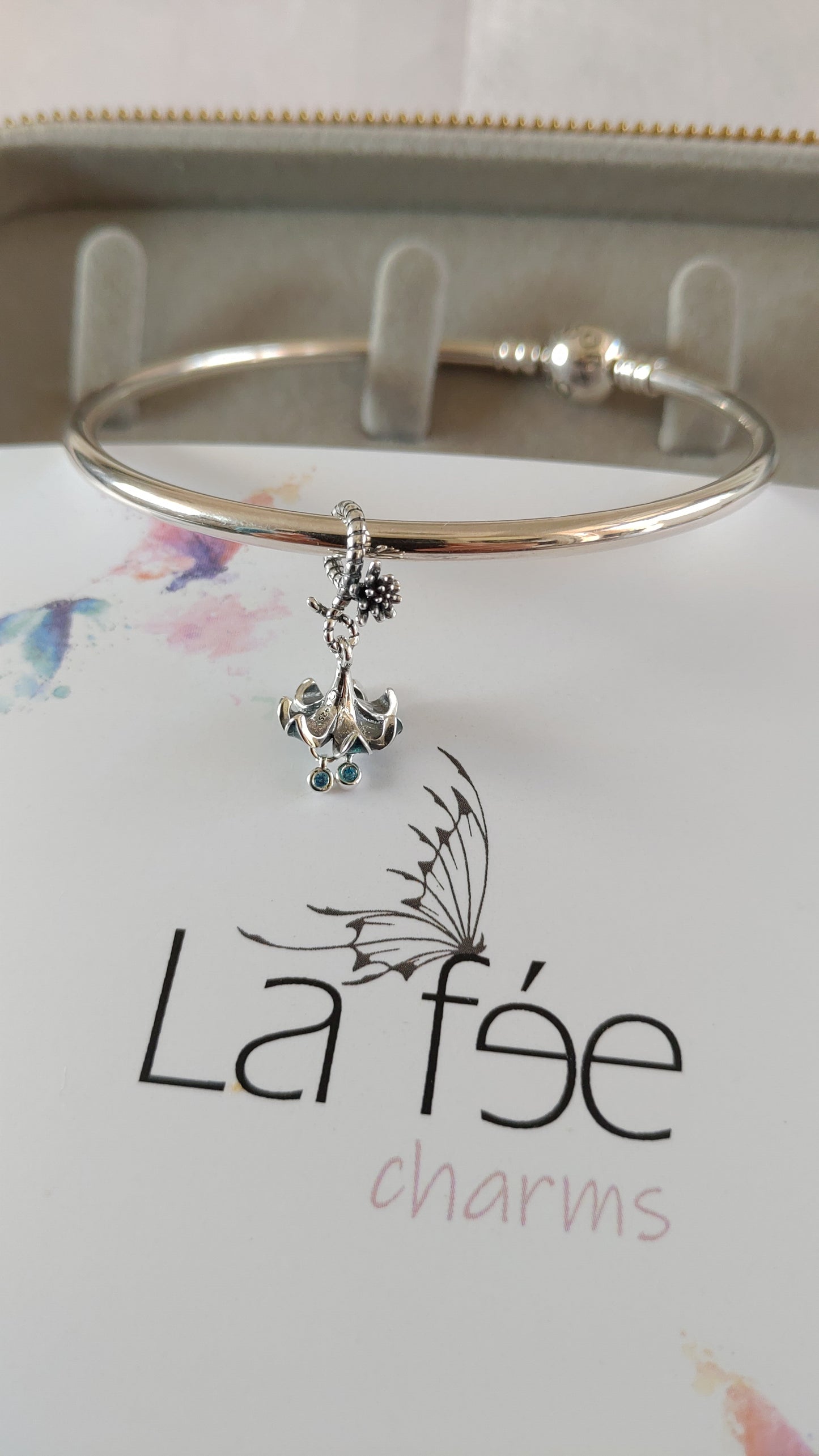 Charm Colgante Flor Campanita