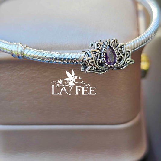 Charm Flor de Loto Zircón Lila