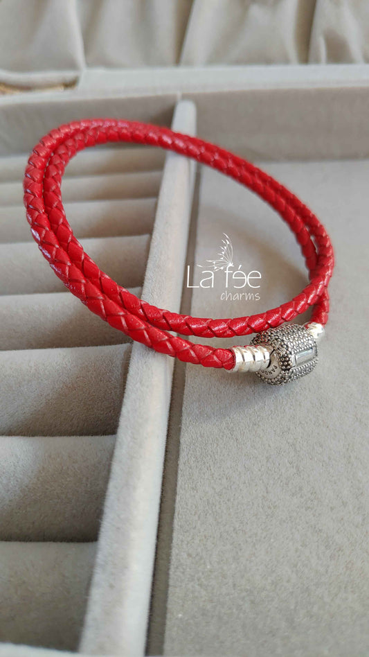 Pulsera Roja de Cuero Doble con Broche Barril