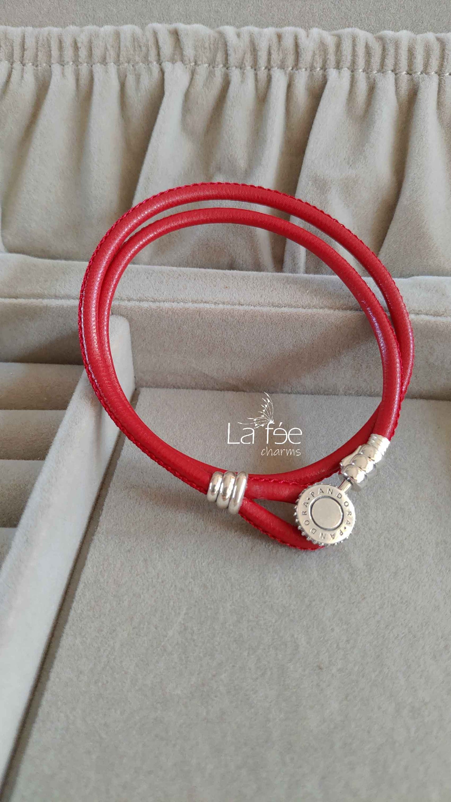 Pulsera Roja de Cuero (S) Doble con Broche Circular