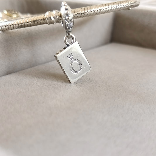 Charm Pasaporte