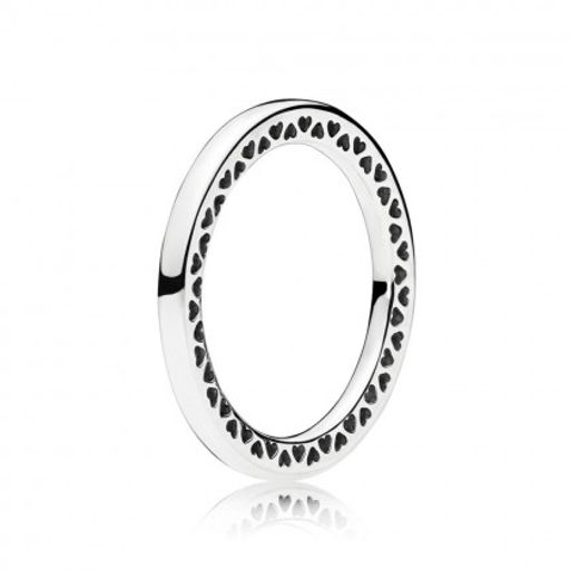 Anillo Corazones Clásicos