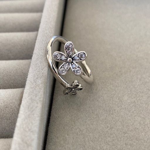 Anillo Semi-Ajustable Flores