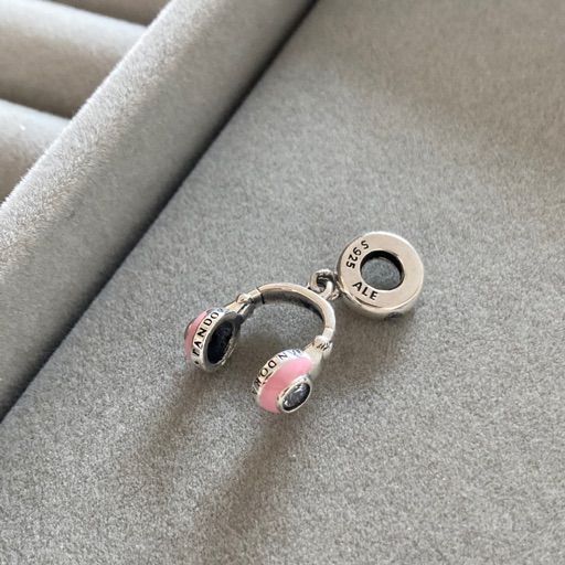 Charm Audífonos Rosa